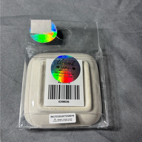 Winnie the Pooh Gold and White Trinket Dish NWT - Picture 5 of 5